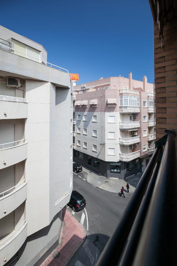 Hola Mar Apartment Torrevieja Exterior foto